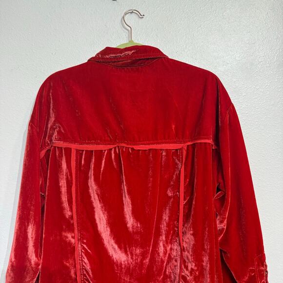 Free People We the Free Marianne Fiery Red Velvet Button Down Blouse Sz S NWT - Picture 9 of 13
